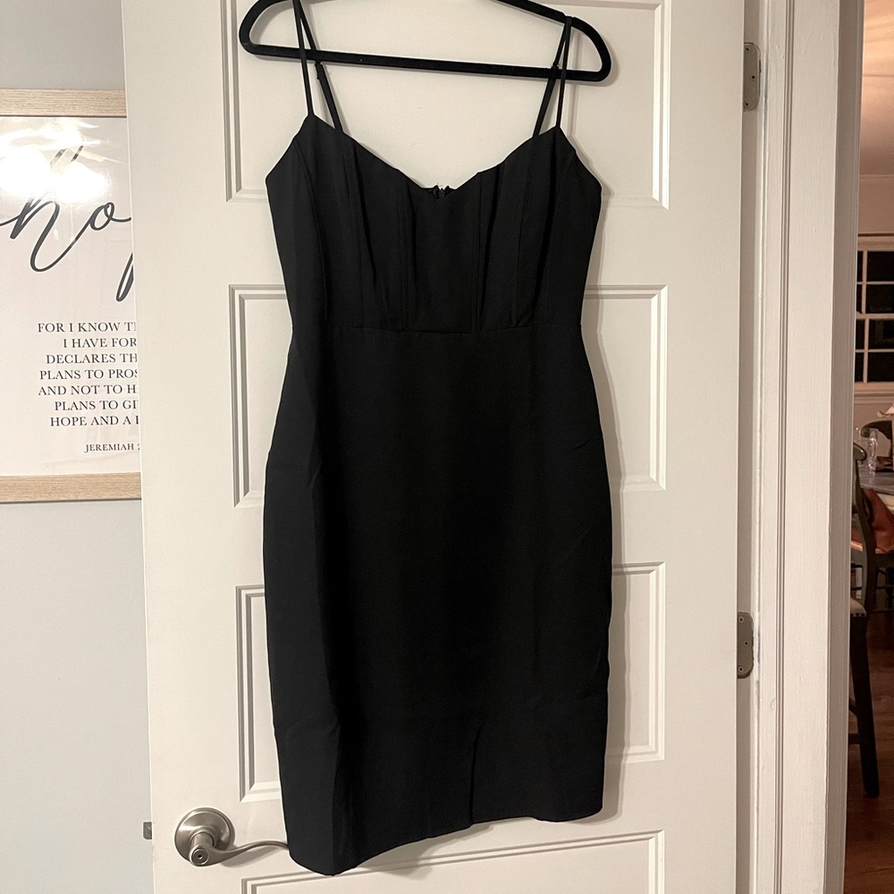Black bodycon dress